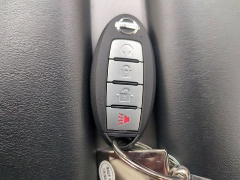 Used 2022 Nissan Murano SV image 27