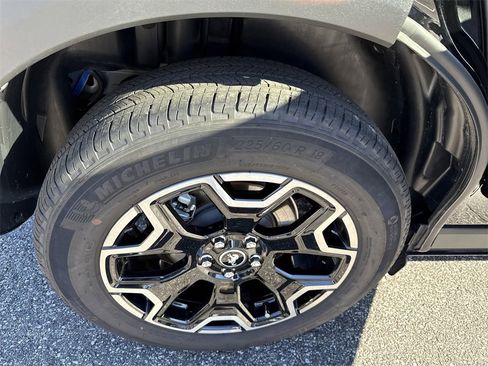 Used 2025 Ford Bronco Sport Outer Banks w/ Outer Banks Tech Package+ image 18