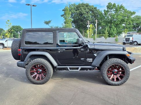 Used 2021 Jeep Wrangler Sport AWD/4WD image 2