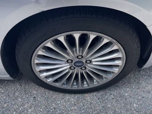 Used 2014 Ford Fusion Titanium FWD image 7