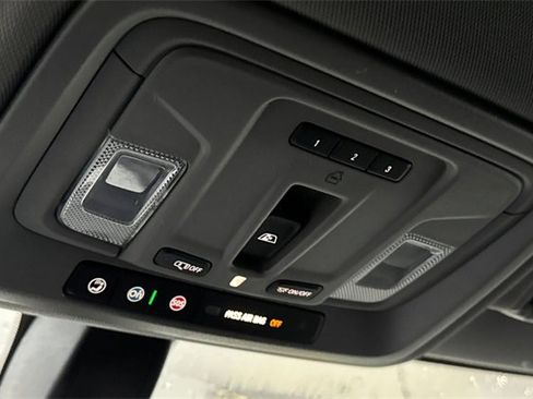 Used 2021 GMC Sierra 1500 Elevation w/ Preferred Package image 24