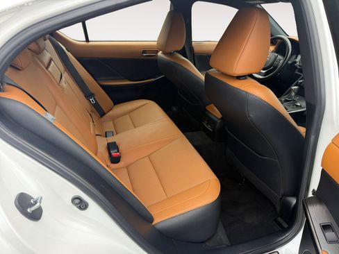 Used 2022 Lexus IS 300 w/ Premium Package image 18