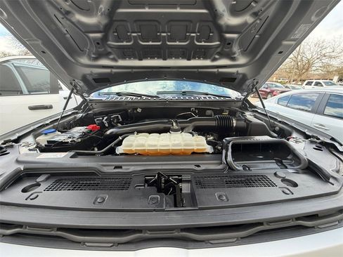 Used 2024 Ford Expedition Max XLT image 20