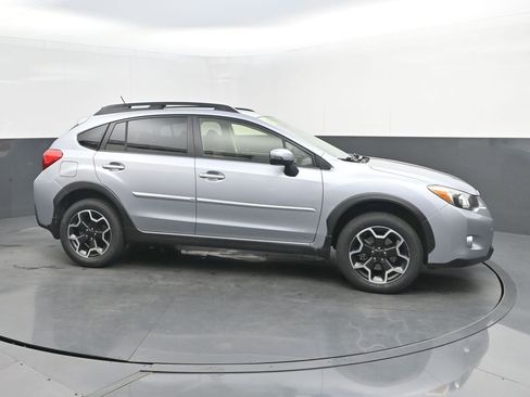 Used 2015 Subaru Crosstrek 2.0i Limited w/ Popular Package #1 AWD/4WD image 8