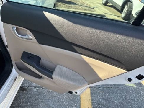 Used 2013 Honda Civic LX image 25