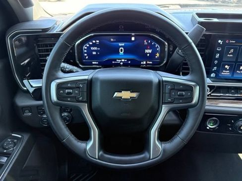 Used 2023 Chevrolet Silverado 1500 LT AWD/4WD image 14