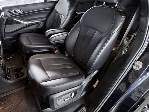 Used 2021 BMW X7 xDrive40i w/ M Sport Package image 29