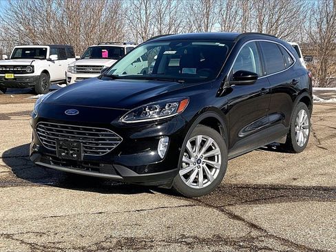 Used 2021 Ford Escape Titanium w/ Titanium Elite Package image 2