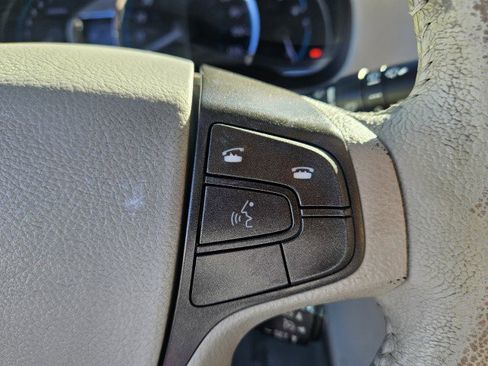 Used 2011 Toyota Sienna Limited FWD image 14