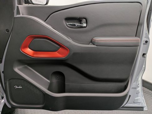 Used 2024 Nissan Frontier PRO-4X w/ Pro Premium Package image 27