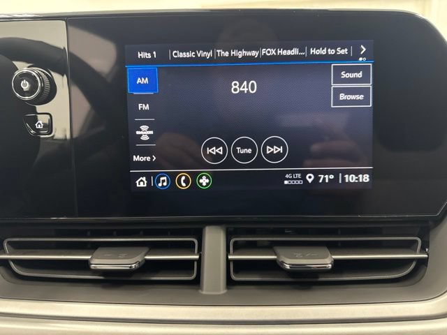 New 2026 Chevrolet Trax RS w/ Sunroof Package FWD image 14