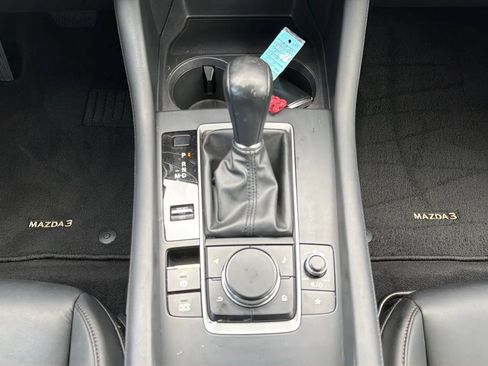 Used 2020 MAZDA MAZDA3 Sedan w/ Select Package FWD image 14