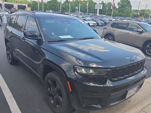 Used 2024 Jeep Grand Cherokee L Laredo image 17