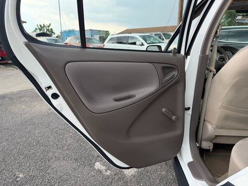 Used 2003 Toyota Echo Sedan w/ Upgrade Pkg 2 FWD image 19