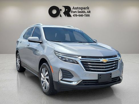 Used 2023 Chevrolet Equinox Premier AWD/4WD image 1