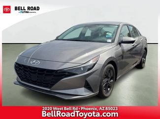 Used 2021 Hyundai Elantra SEL image 1