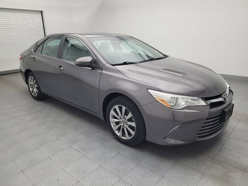 Used 2016 Toyota Camry XLE FWD image 11