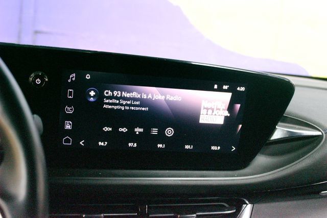 Used 2024 Buick Envista Sport Touring w/ Convenience II Package FWD image 19