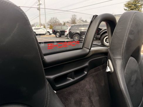 Used 2005 Porsche Boxster S image 23