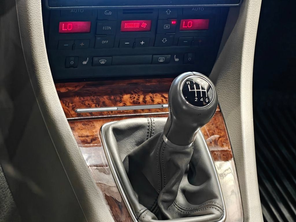 Used 2008 Audi A4 2.0T AWD/4WD image 7