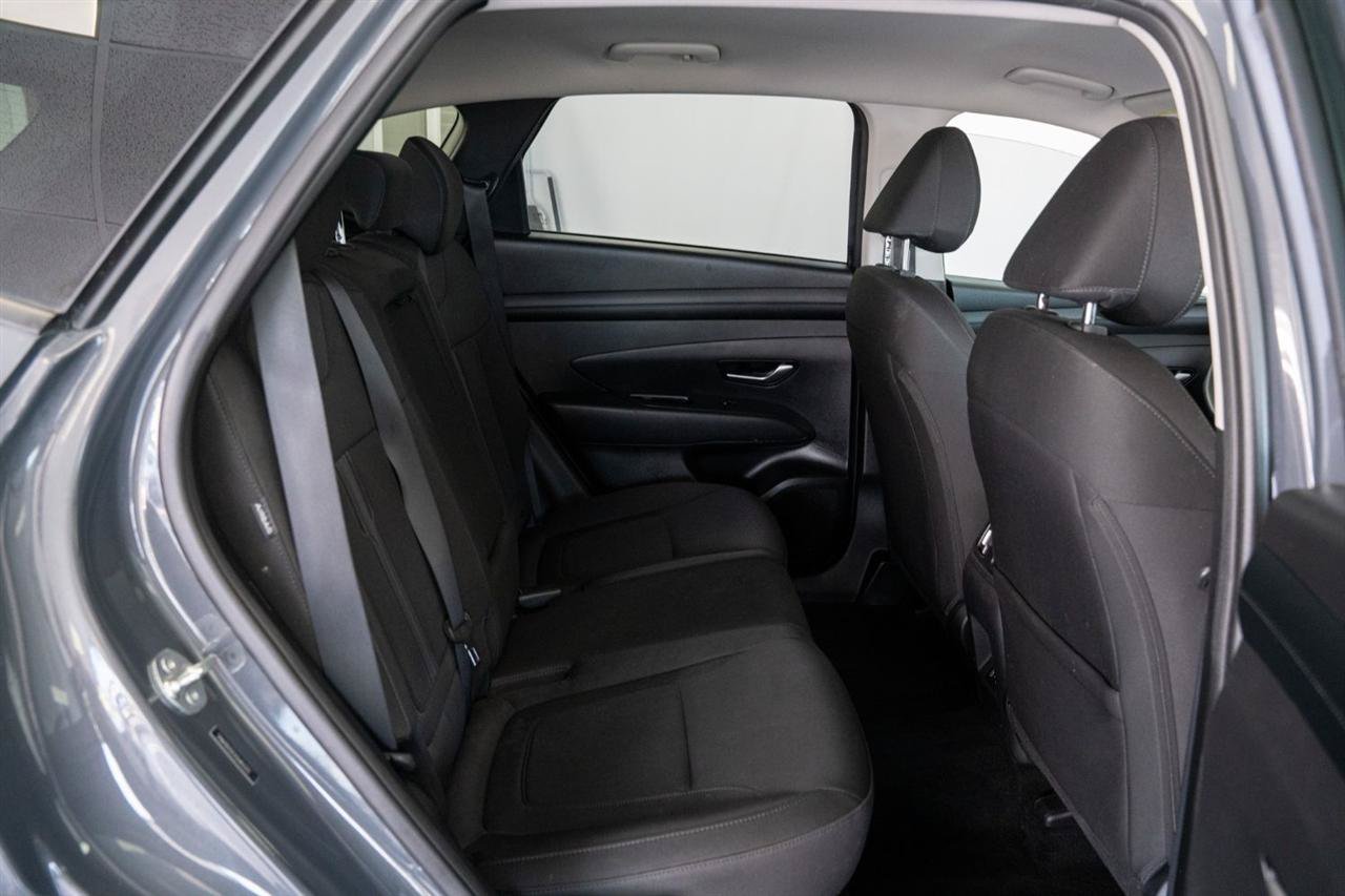 Used 2025 Hyundai Tucson SEL FWD image 18