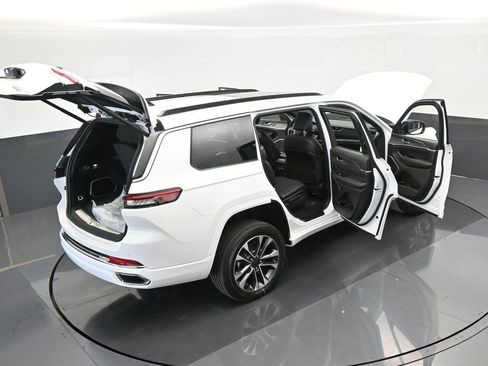 Used 2024 Jeep Grand Cherokee L Overland image 60