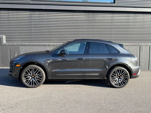 Certified 2026 Porsche Macan image 2