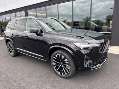 New 2026 Volvo XC90 B6 Plus w/ Protection Package Premier