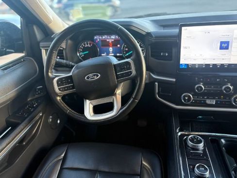 Used 2024 Ford Expedition Max XLT image 16