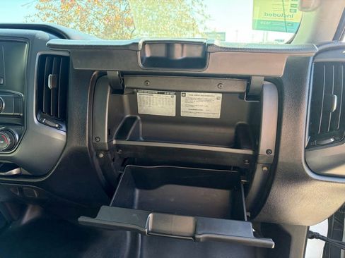 Used 2017 Chevrolet Silverado 1500 W/T RWD image 19