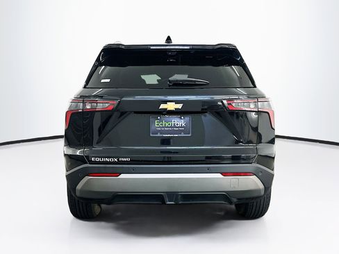 Used 2025 Chevrolet Equinox LT w/ Convenience Package II image 7