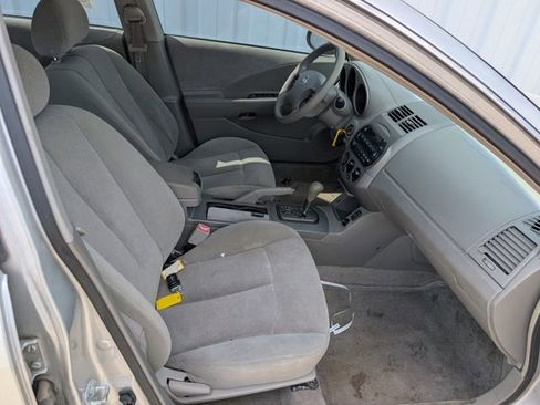Used 2002 Nissan Altima 2.5 S FWD image 18