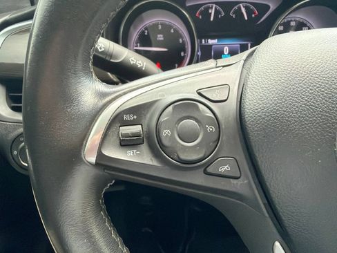 Certified 2020 Buick Envision Preferred FWD image 27