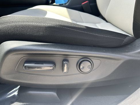Certified 2023 Honda CR-V EX image 14