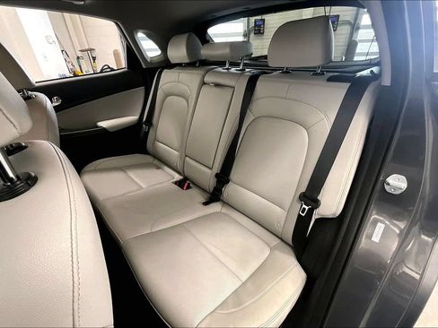 Certified 2023 Hyundai Kona Limited FWD image 27