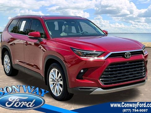 Used 2025 Toyota Grand Highlander AWD image 1