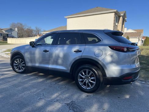 Used 2018 MAZDA CX-9 Touring image 17