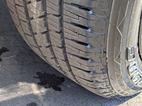 New 2026 RAM 1500 4x4 Crew Cab image 12