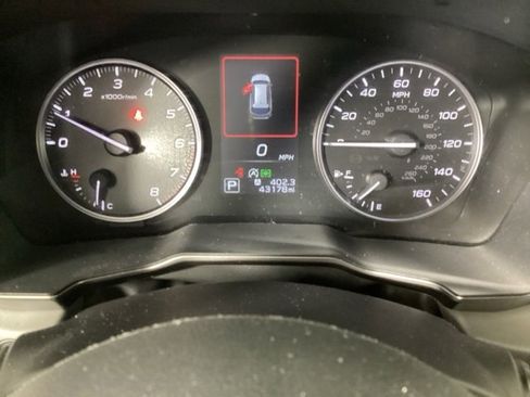 Used 2023 Subaru Outback Limited image 32