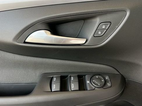 New 2026 Buick Envista Sport Touring w/ Convenience II Package FWD image 13