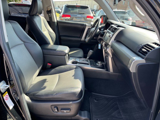 Used 2015 Toyota 4Runner SR5 Premium AWD/4WD image 19