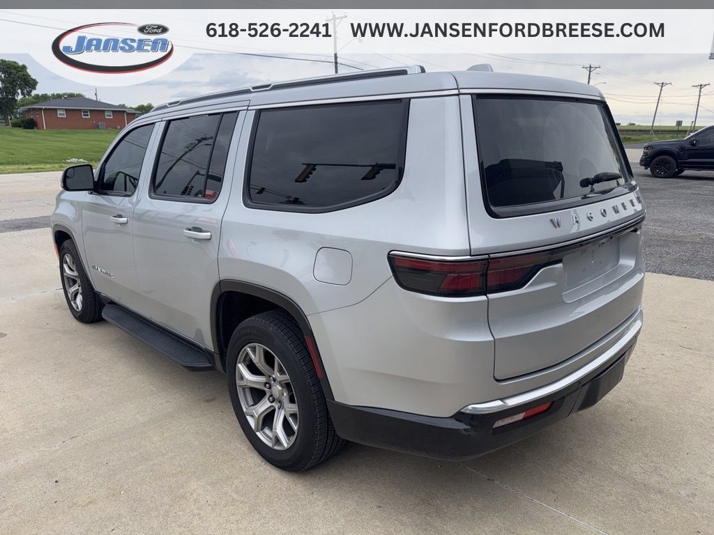 Used 2022 Jeep Wagoneer Series II AWD/4WD image 4