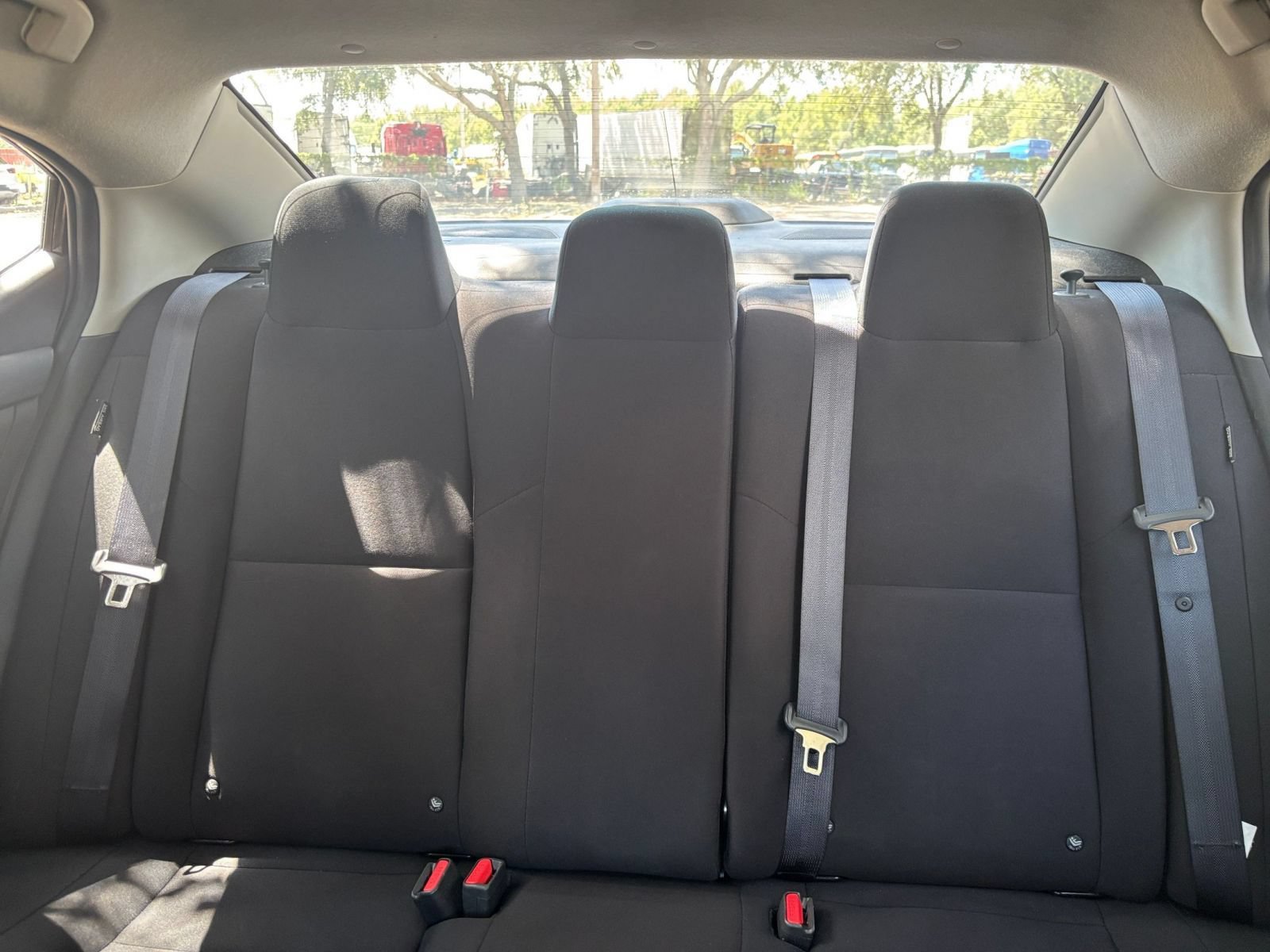 Used 2025 Nissan Sentra S FWD image 35