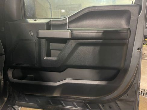 Used 2020 Ford F150 XLT w/ Equipment Group 302A Luxury image 21