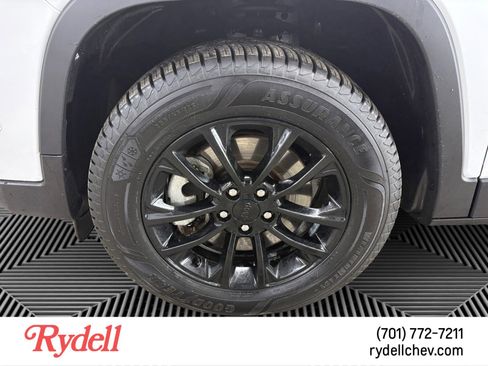 Used 2023 Jeep Cherokee Altitude Lux AWD/4WD image 9