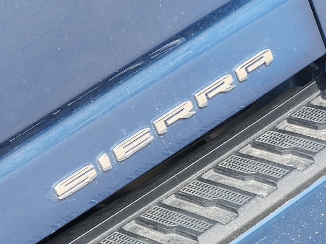 Used 2025 GMC Sierra 2500 Denali w/ Denali Reserve Package AWD/4WD image 11