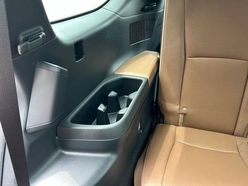 Used 2024 Toyota Grand Highlander AWD Hybrid image 55