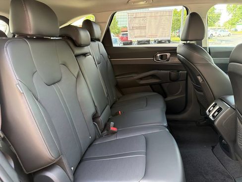 New 2026 Kia Sorento S AWD/4WD image 13