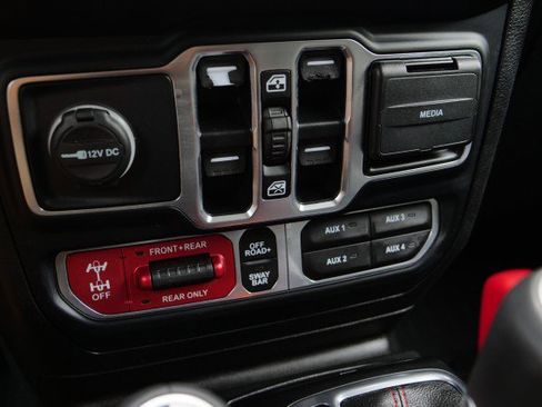 Used 2020 Jeep Gladiator Rubicon image 38