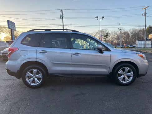 Used 2015 Subaru Forester 2.5i Premium w/ All-Weather Package image 8